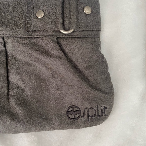 SPLIT Gray Clutch - Picture 2 of 6